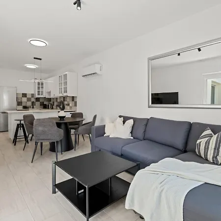 Avyra Residences Limnaria 155 Queen Paphos