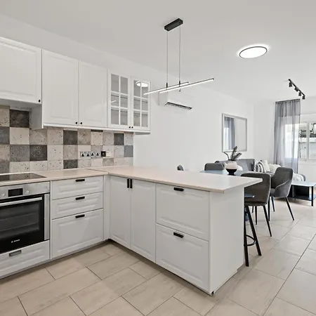 Apartman Avyra Residences Limnaria 155 Queen