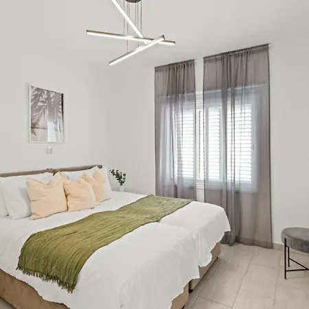 Avyra Residences Limnaria 155 Queen * Paphos