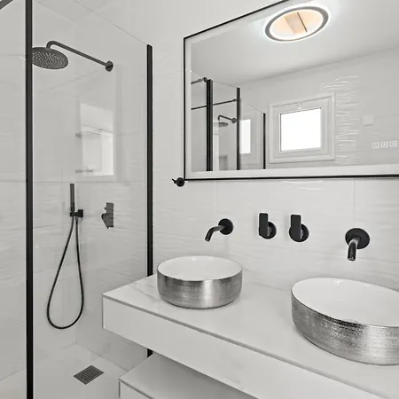 Avyra Residences Limnaria 155 Queen Apartman