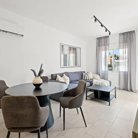 Avyra Residences Limnaria 155 Queen *